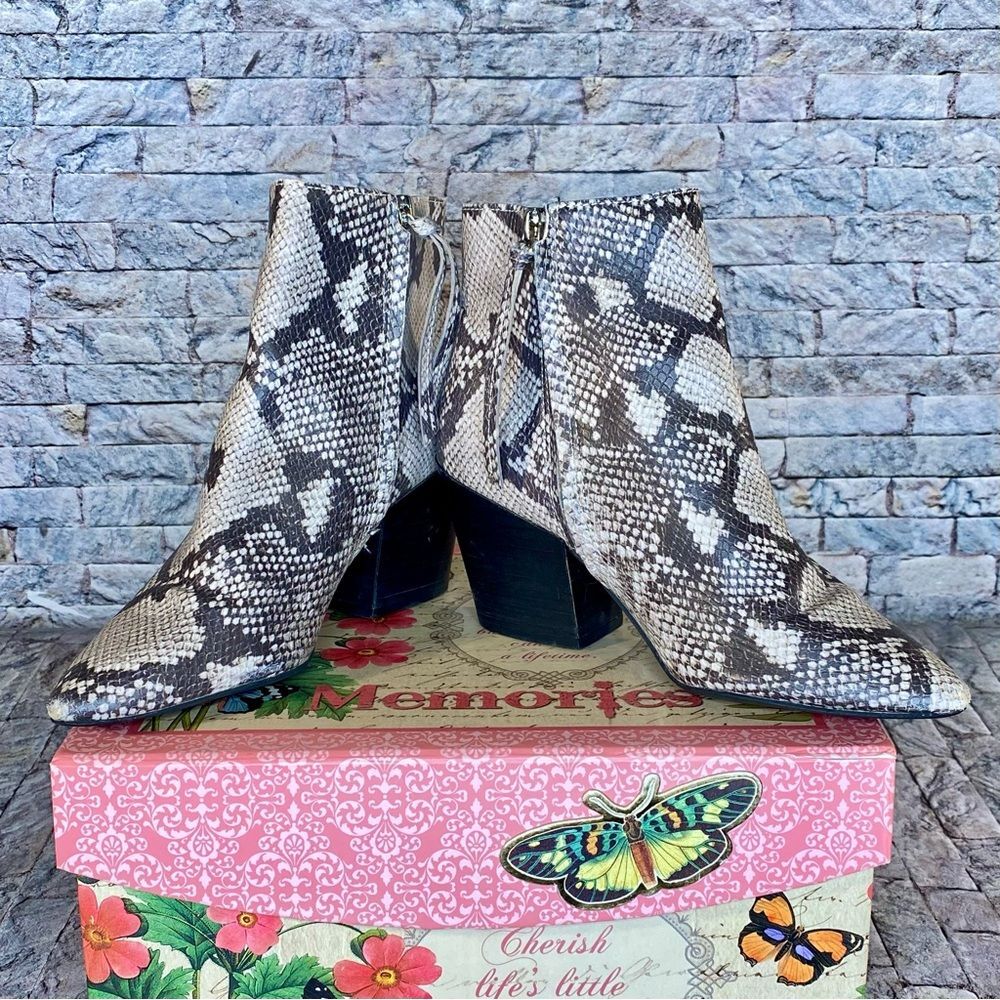 Dolce Vita Snake Print Ankle Boots - Picture 3 of 9